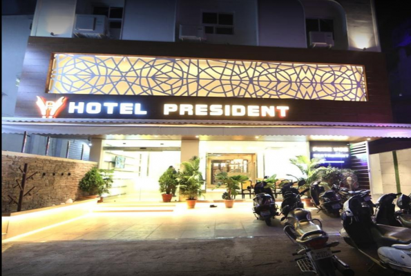 Hotel President 4