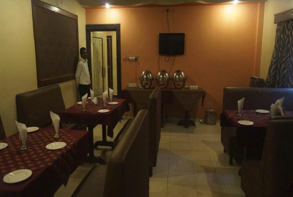 LOTUS Restaurant at Hotel Parashar