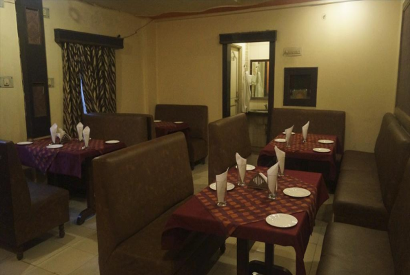 LOTUS Restaurant at Hotel Parashar