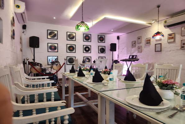 The Saffron Boutique 4