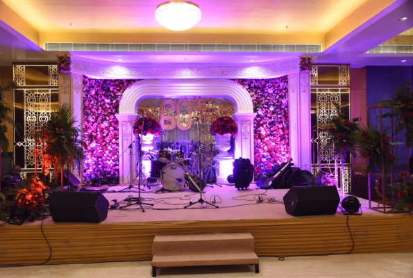 Elara Banquet