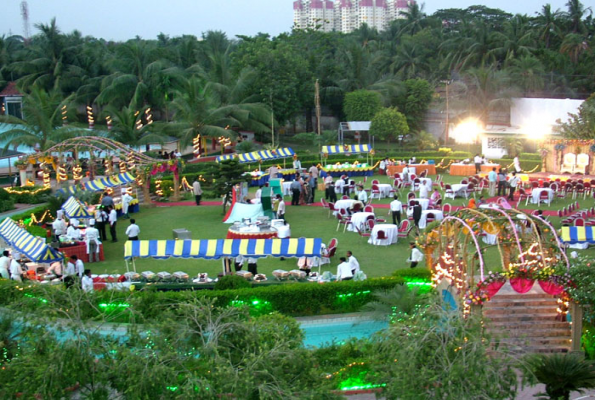 CENTRAL LAWN at Aquatica