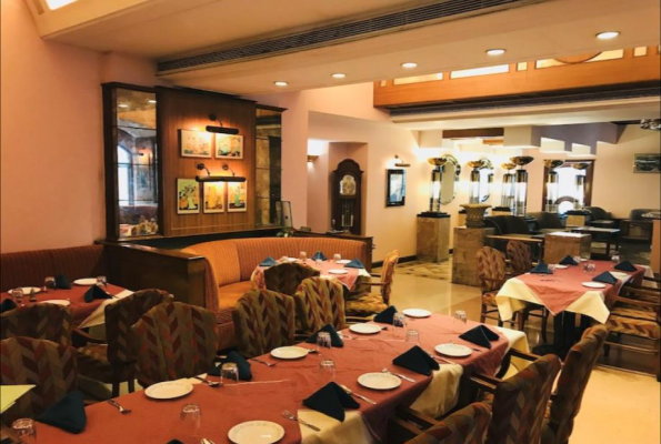 Opera Restaurant at Hotel Kohinoor Executive