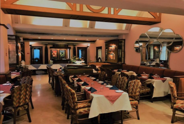 Opera Restaurant at Hotel Kohinoor Executive