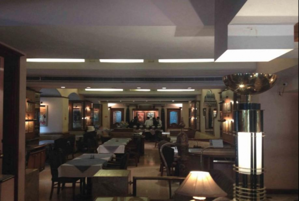 Dress Circle Bar at Hotel Kohinoor Executive