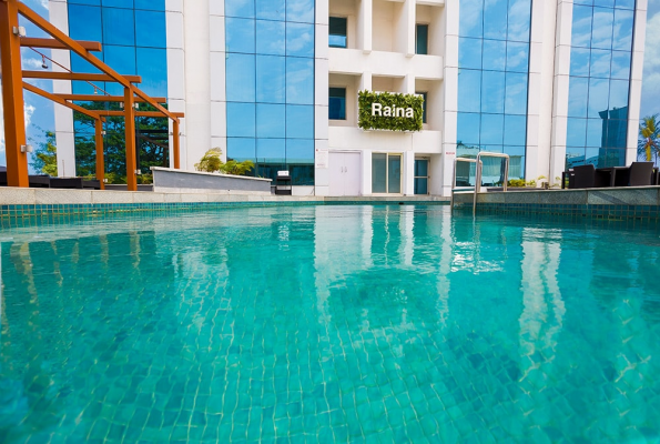 Raina Poolside at Clarion Hotel President