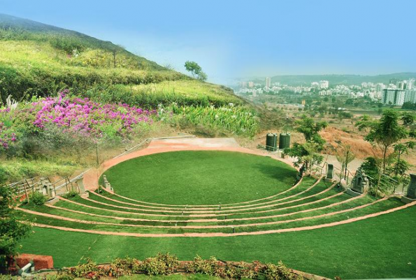 THE LATERITE AMPHITHEATRE BETWEEN TWO HILLS at Sunnys World Club