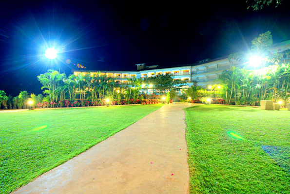 Lawn at The Lagoona Resort