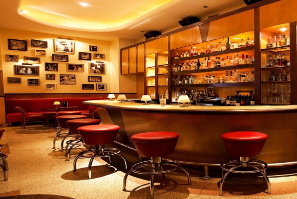 The Martini Bar at Hotel Studio Estique