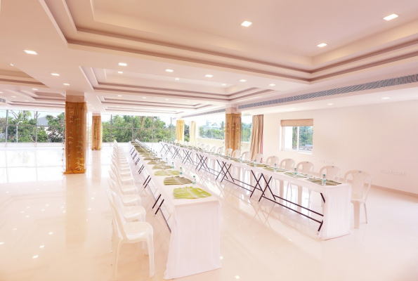 Grand Hall at Risa Banquets