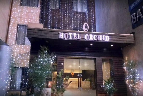 Restaurant at Hotel Orchid