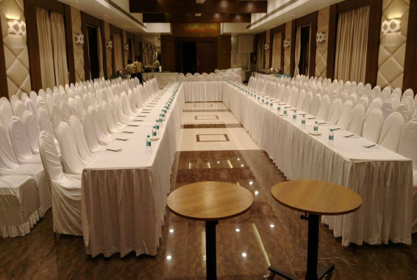 Banquet Hall at Maple Banquets & Lawn