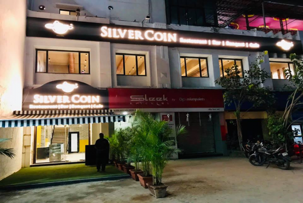 Restaurant & Bar at Silver Coin Restaurant