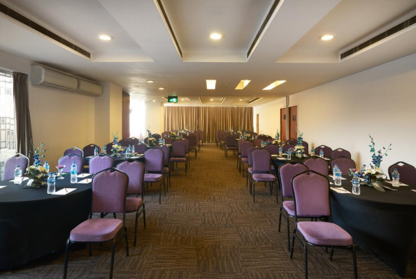 Caspia Hotel
