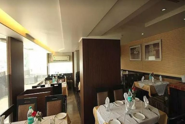 Restaurant at Sampoorna Hotel