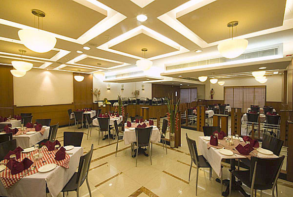 Crystal Hall II at Royal Plaza Hotel