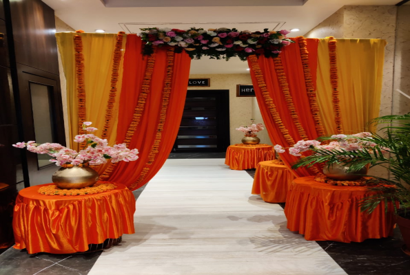 Cloves at Comfort Hotel Vista Lucknow
