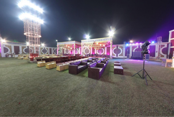 Lawn at Bling Palace