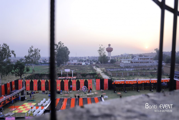 Baithak at Shri Radha Brij Vasundhara Resort And Spa