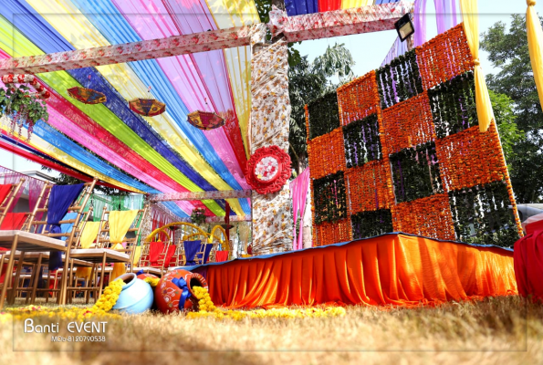 Baithak at Shri Radha Brij Vasundhara Resort And Spa