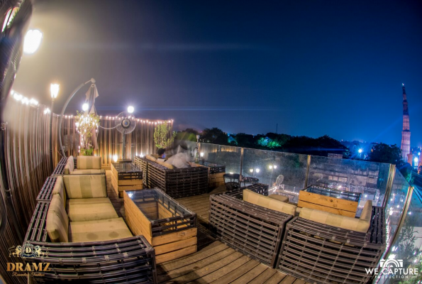 Super Terrace at Dramz Delhi