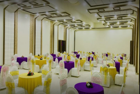 Utsav Banquets And Lawn