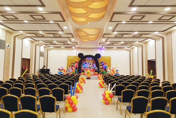 Utsav Banquets And Lawn