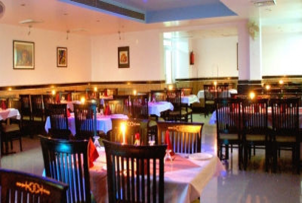 Restaurant at Hotel Abhay Palace