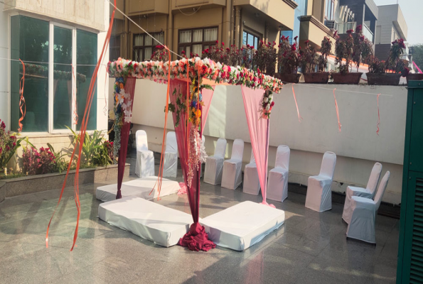Hotel Haris Mg Road Gurugram