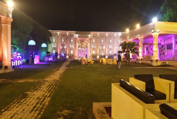 Lawn at Deewan Palace