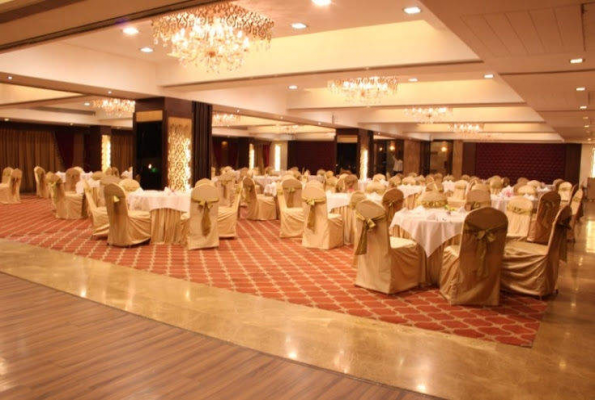 Golden Leaf Banquet