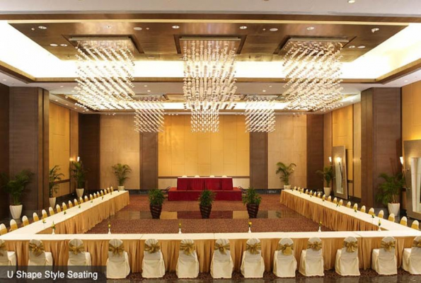 The Retreat Hotel and Convention Centre 3