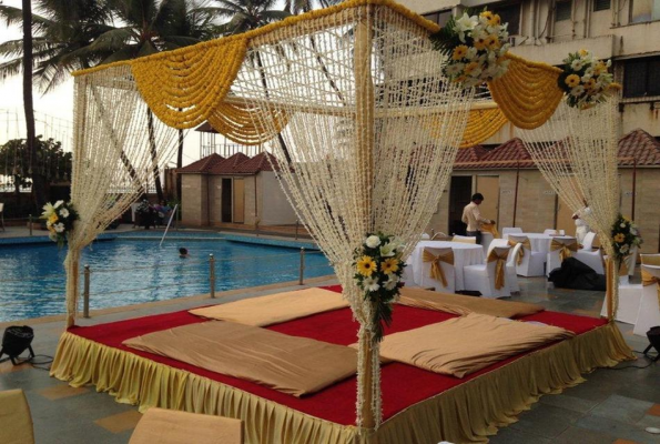 Ramada Plaza Palm Grove
