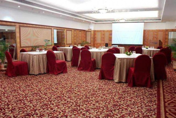 Ramada Plaza Palm Grove