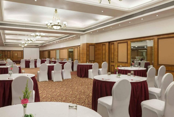Ramada Plaza Palm Grove