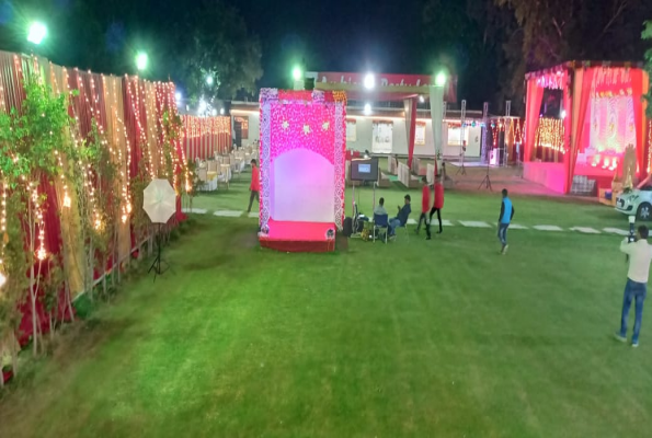 Party Lawn at Raj Mahal Banquet & Lawn