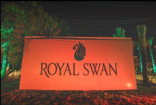 Lawn at Royal Swan Banquet