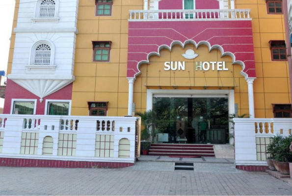 Sun Hotel 4
