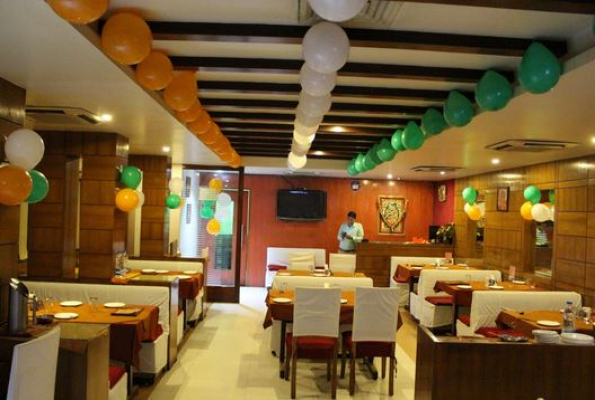 Restaurant II at Onesta Omr Chennai