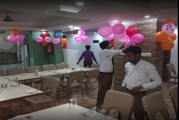 Restaurant at Awadhkhana Family (best Budget Restaurant)