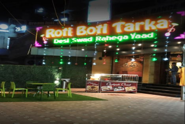 Restaurant at Roti Boti Tarka