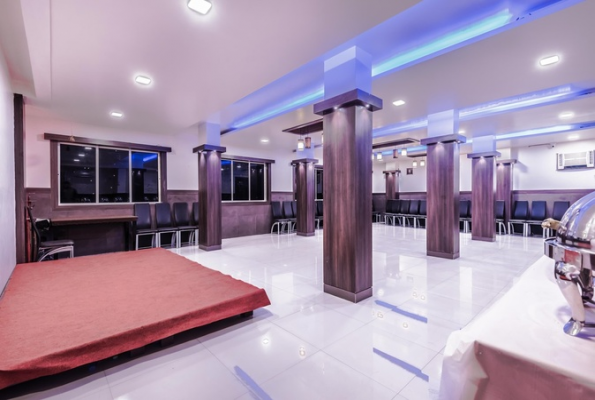 Hotel Veer Park