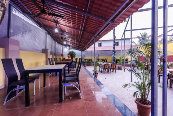 Hotel Veer Park