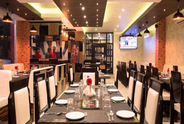 Curry On Restaurant 2