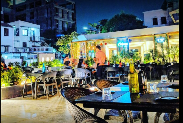 Outdoor Restaurant at Flute Resto Bar