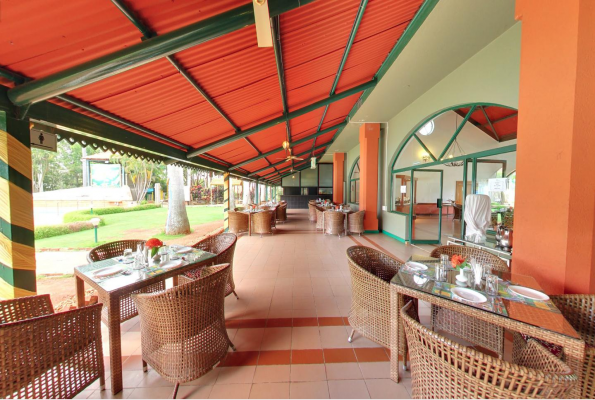 A La Carte Restaurant at Chairmans Jade Club And Resort