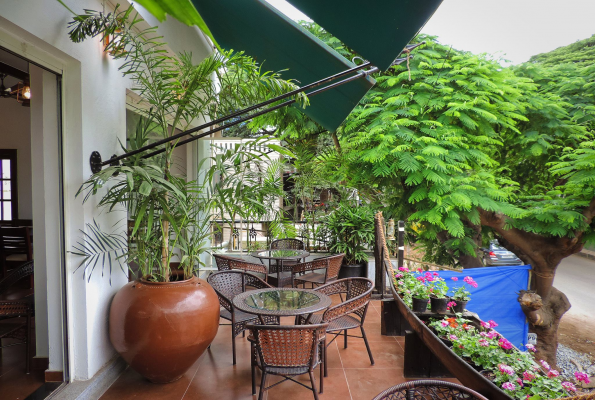 Outdoor Dine at Coconut Grove Jp Nagar