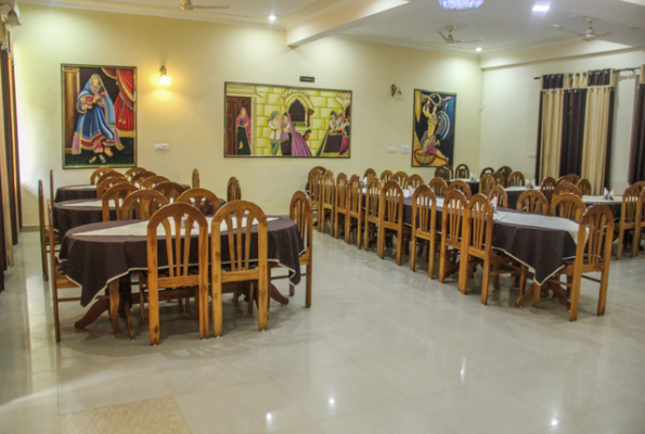 Restaurant at Hotel Ananta Palace