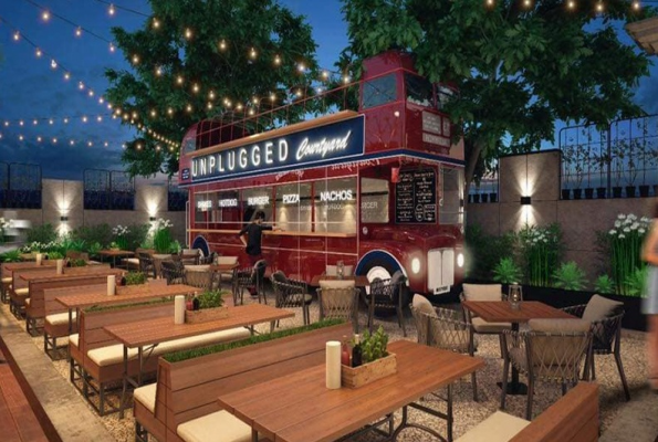 Restaurant at Unplugged Courtyard