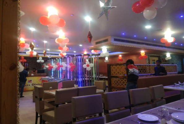 Restaurant at Kolkata Dining Restaurant And Banquet